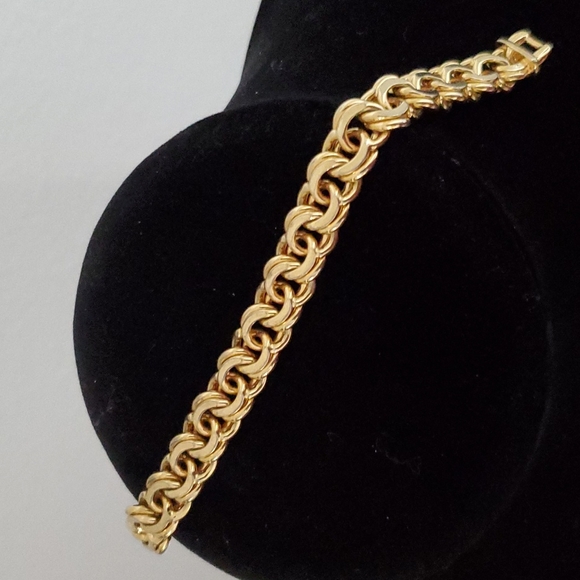 Monet bracelet
